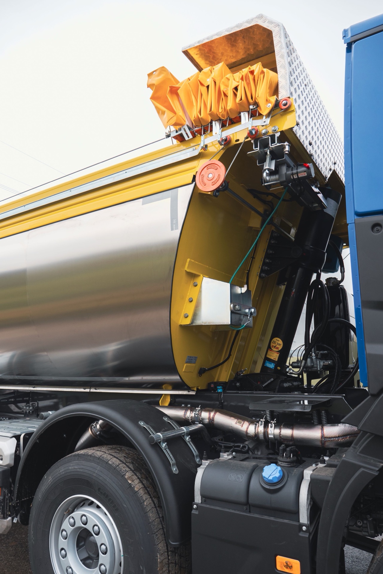 Elektrischer Reserveradhalter