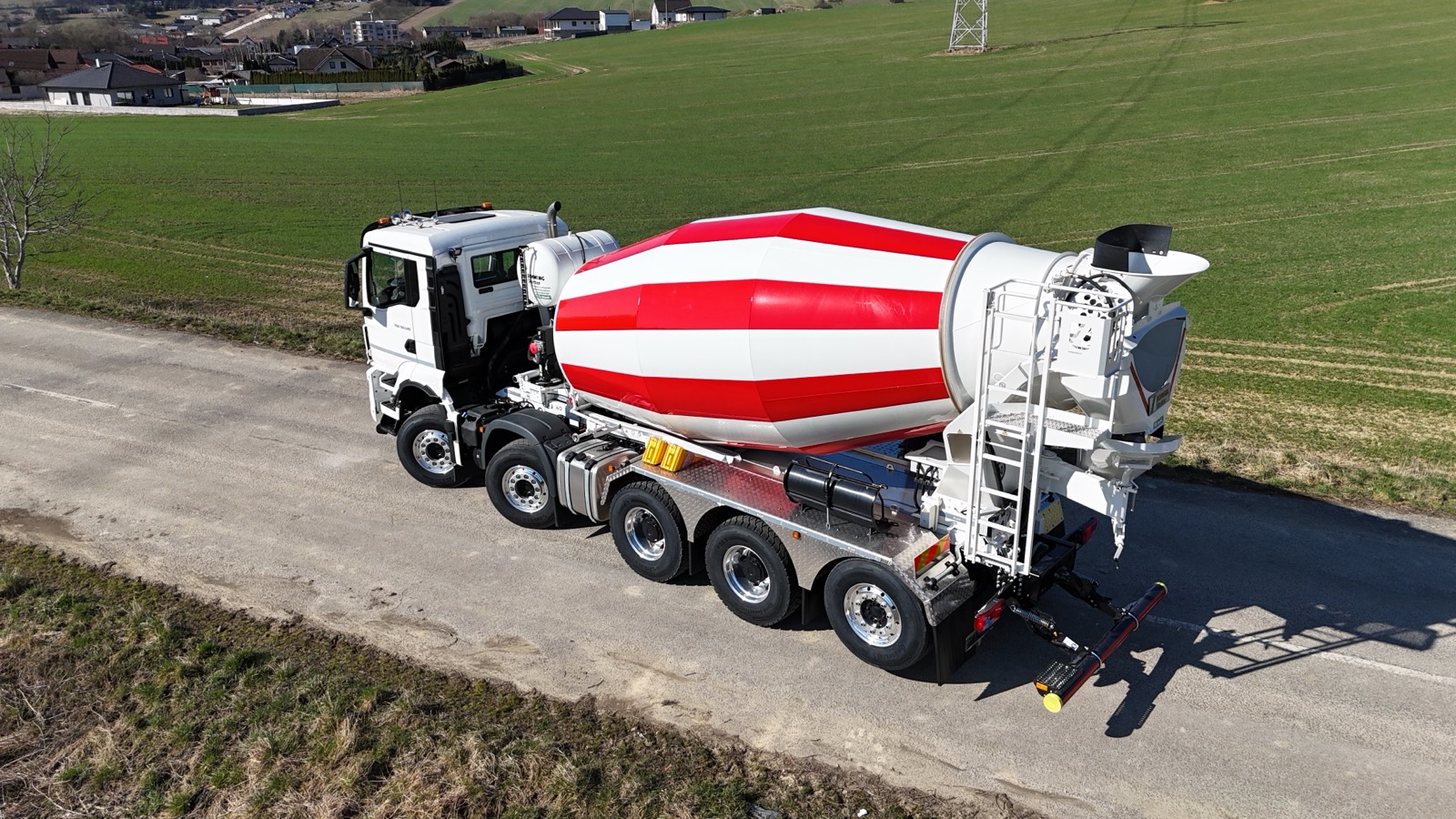 Stetter truck mixer on 5-axle chassis — drone