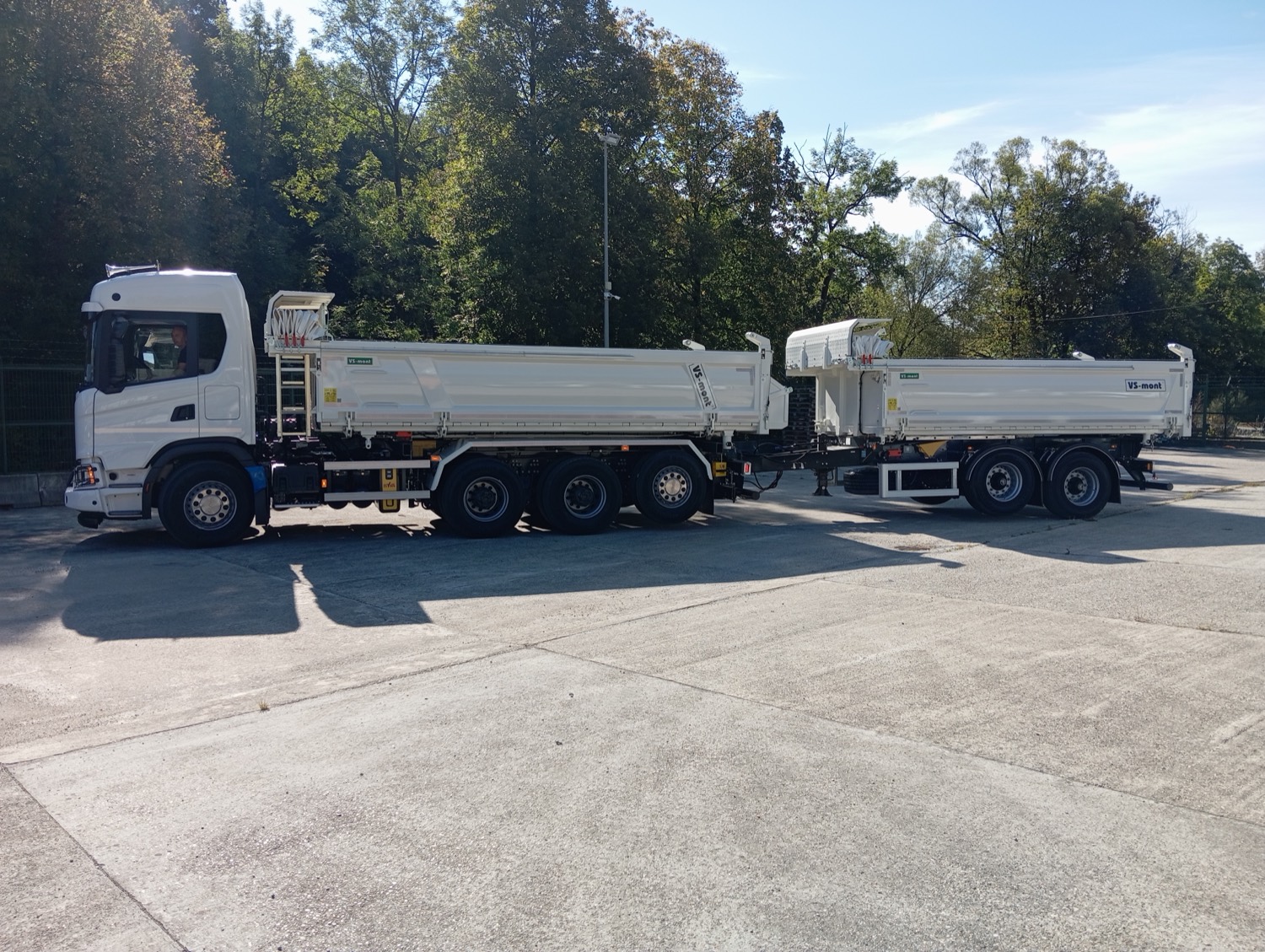 VSTP18 tandem trailer