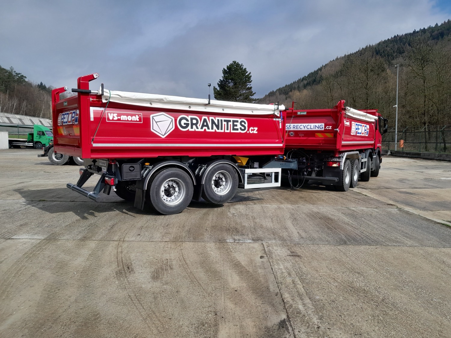VSTP18 tandem trailer