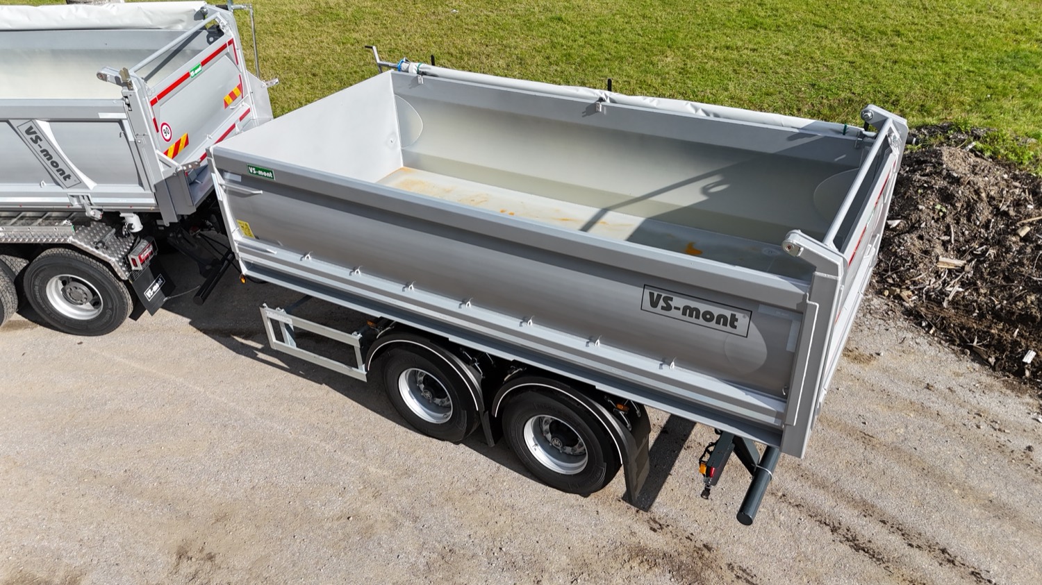 VSTP18 tandem trailer