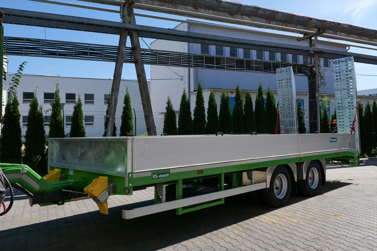18 t two-axle low-loader trailer